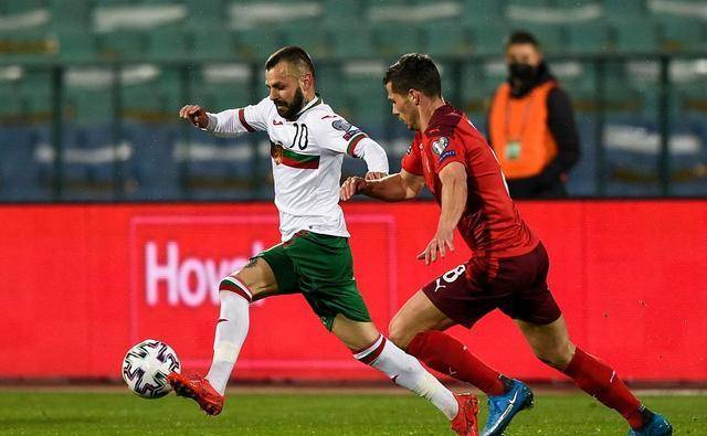 荷兰击败格鲁吉亚，实现三连胜