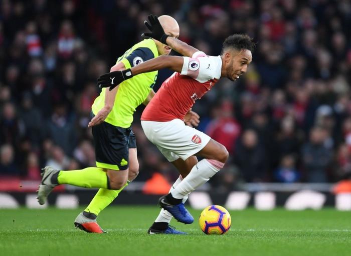 开云体育链接-哈德斯菲尔德主场惨遭绝杀，三分悬空的简单介绍