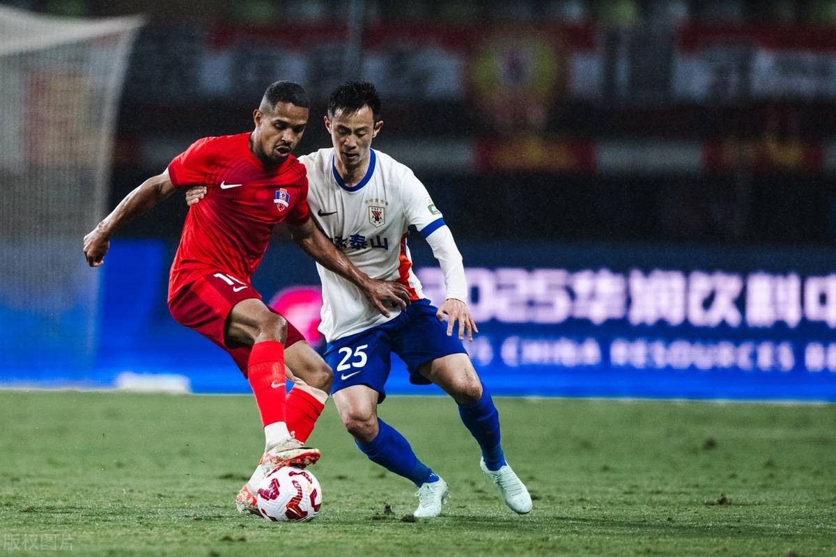 开云体育网站-河南建业疯狂反扑，奋力向前追寻中超冠军荣耀的简单介绍