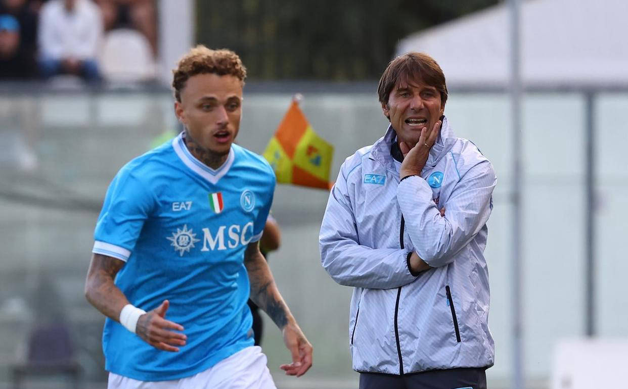 开云体育直播-罗马主场失利那不勒斯，意甲战绩持续低迷的简单介绍