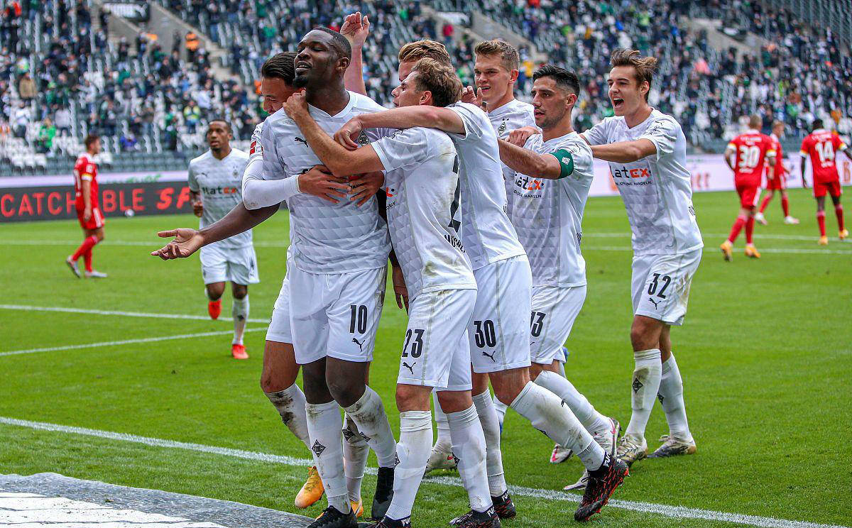 开云体育登录-美因茨客场取胜后气势如虹，球队备战下场比赛的简单介绍