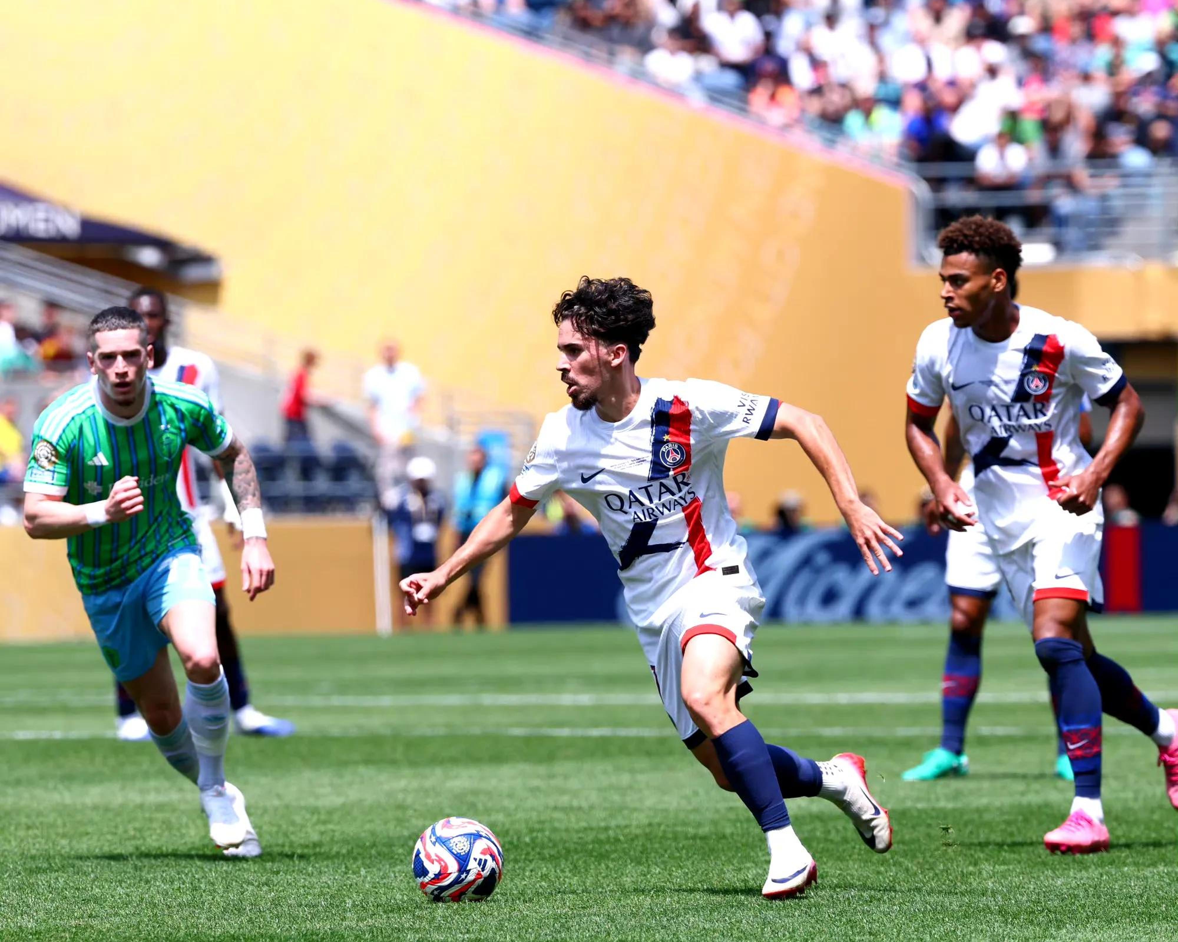 马赛客场击败对手，保持连胜